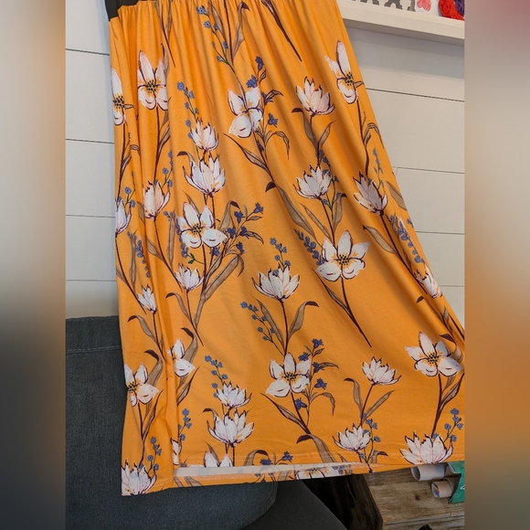 Gorgeous Pixie Girls Maxi Dress (Heavy Material) 🇺🇸 Size 10-12 - Picture 2 of 3